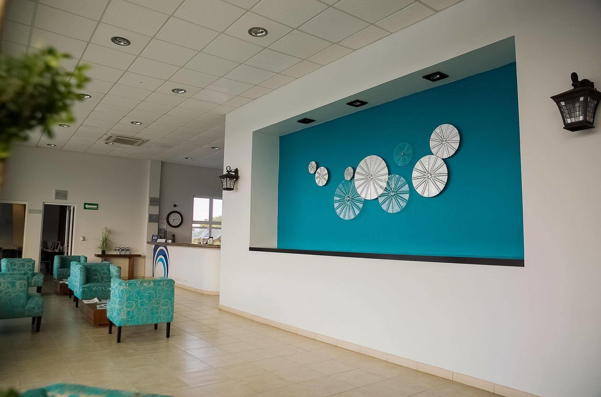 Hotel Aqua Spa & Resort Martínez de La Torre エクステリア 写真
