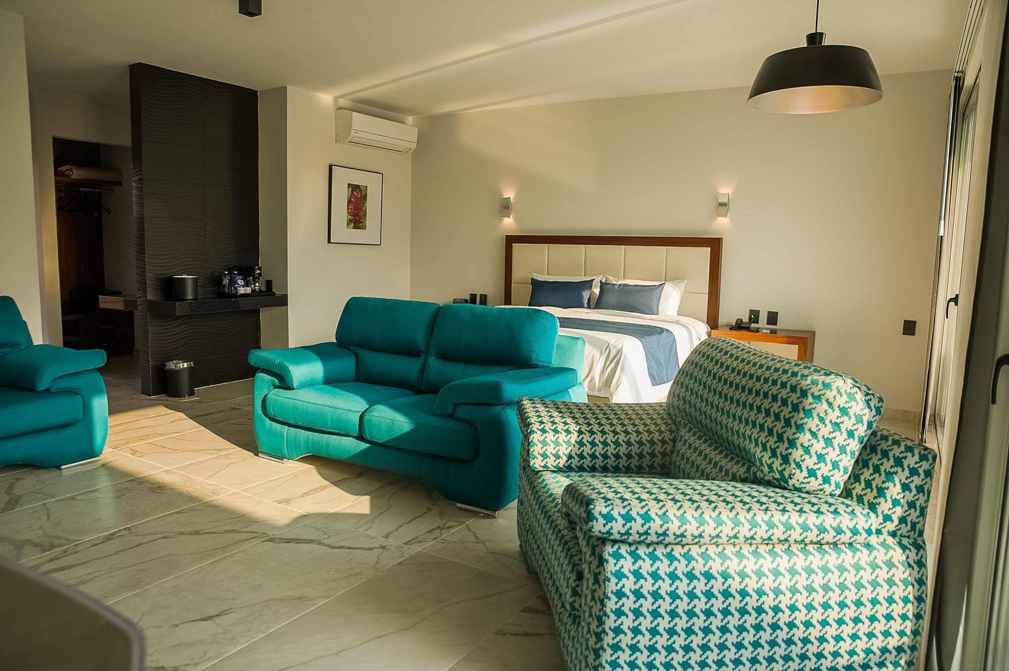 Hotel Aqua Spa & Resort Martínez de La Torre エクステリア 写真